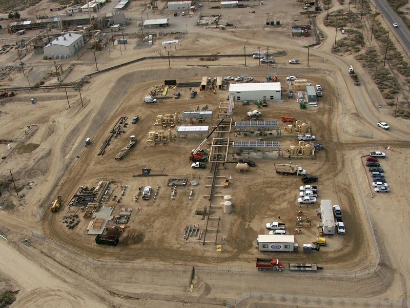 Photo of Elk Hills construction